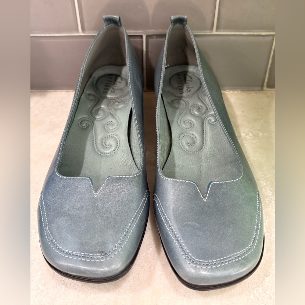 Clarks Women's Soft Blue Leather Flats